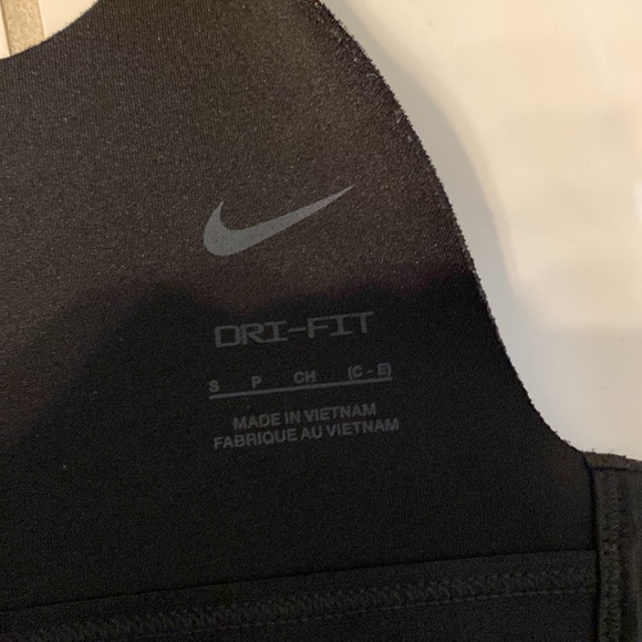 Nike Alpha high support padded sports bra - Picture 4 of 5